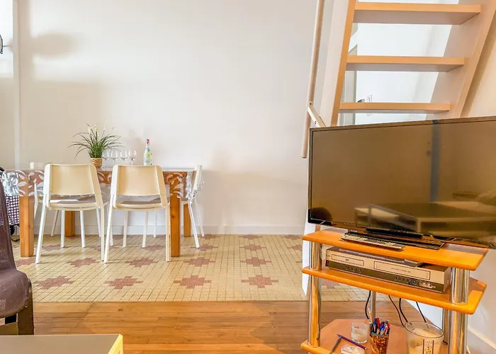 Agreable Maison De - Quartier Arago - 5 Personnes *