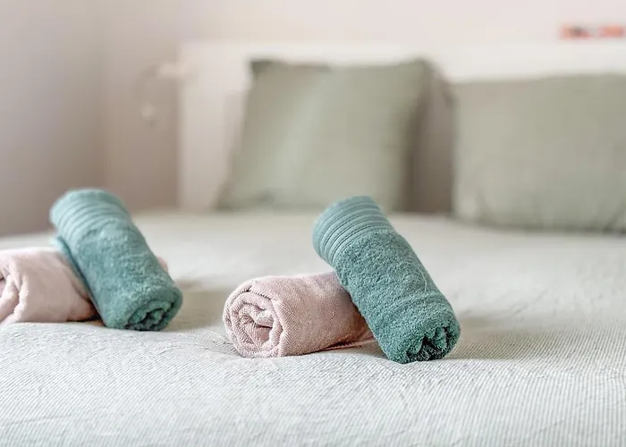 Agreable Maison De - Quartier Arago - 5 Personnes * レ・サ​​ーブル・ドロンヌ