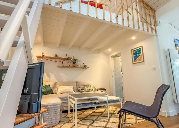 Agreable Maison De - Quartier Arago - 5 Personnes *